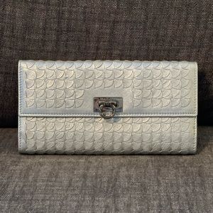 New! Salvatore Ferragamo Gancini Silver Metallic Wallet